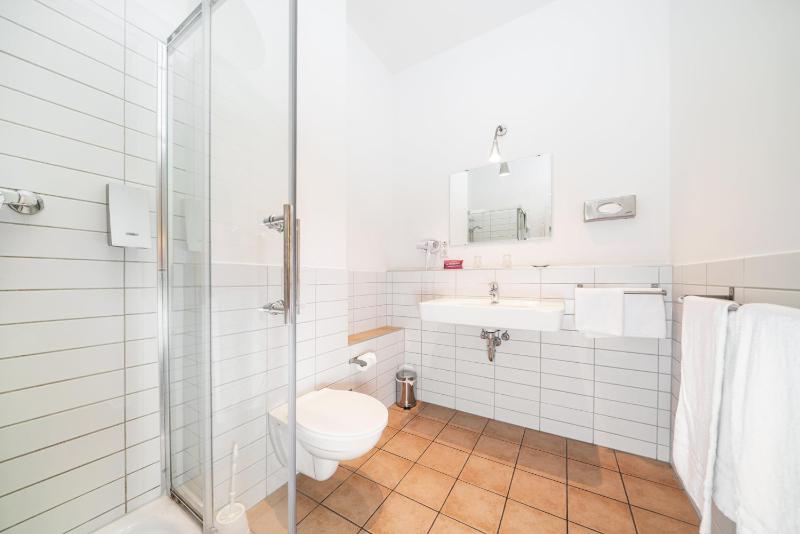 Superior Double Room image 4