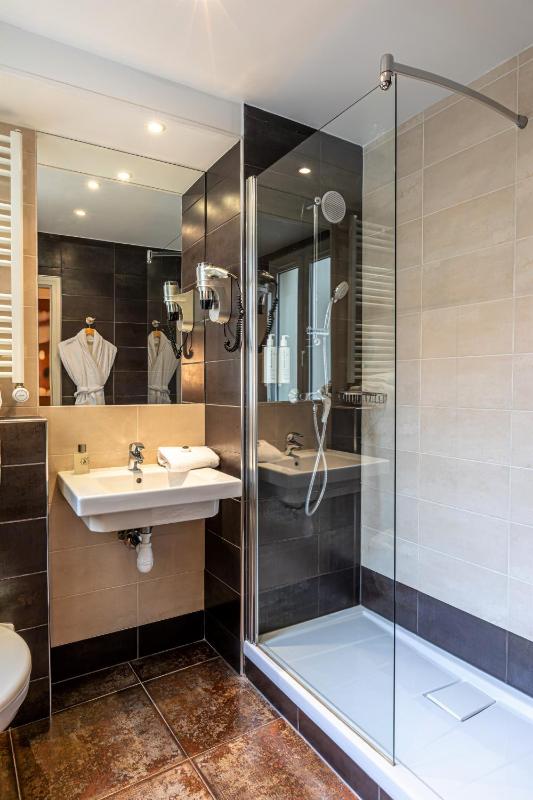 Superior Double Room image 2