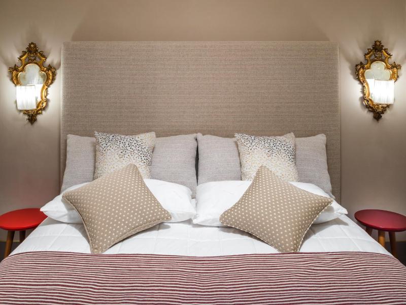 Superior Room image 2