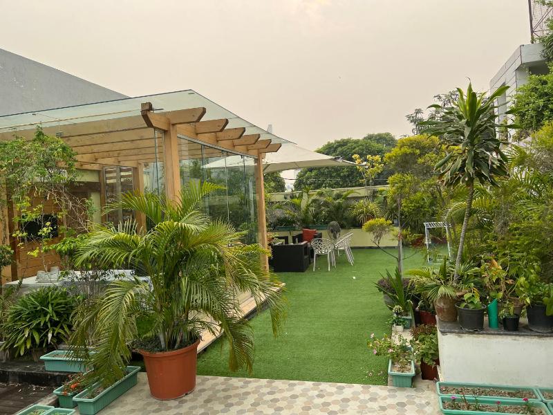 GREEN HOME STAY - image 1