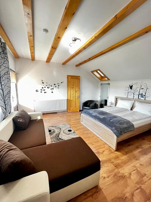 Triple Room image 1