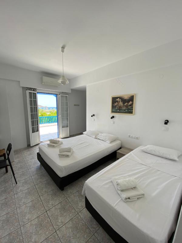 Studio with Sea View image 1