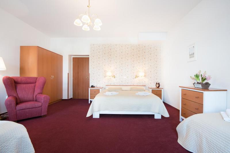 Quadruple Room image 1