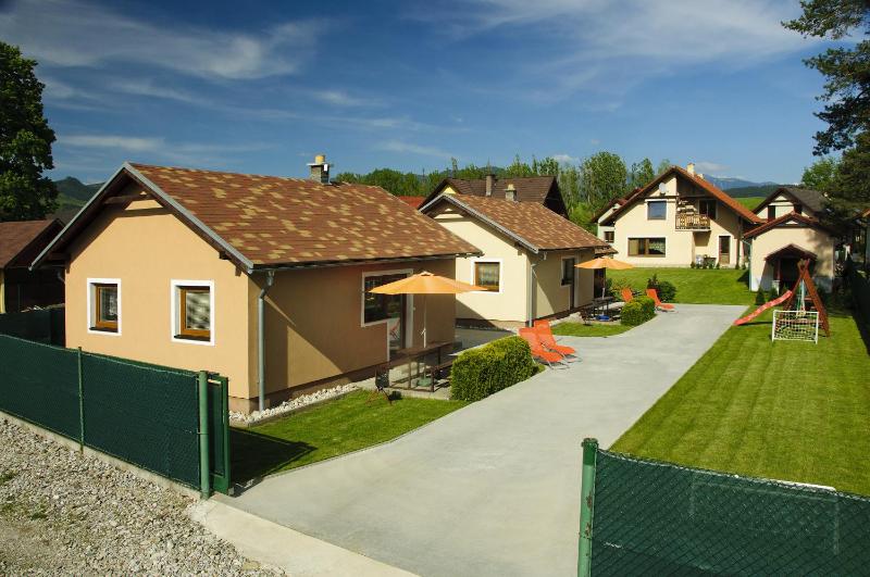 Two-Bedroom House image 3