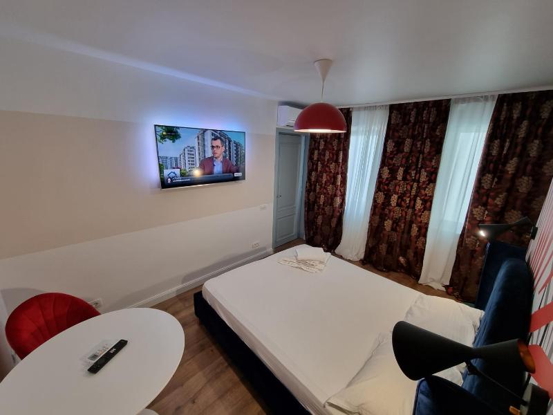 Budget Accommodation - image 8