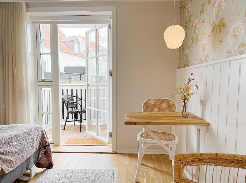 Standard Single Room image 4