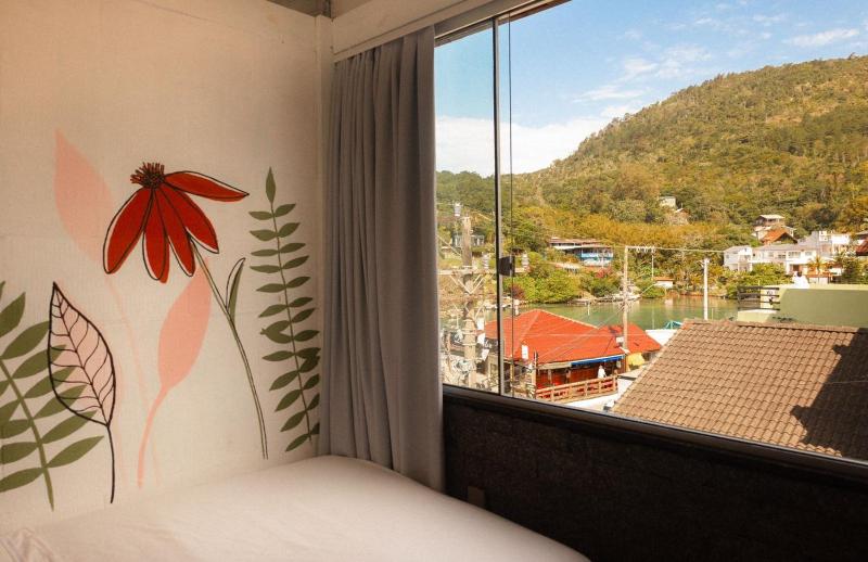 Sea Wolf Surf Hostel - image 5