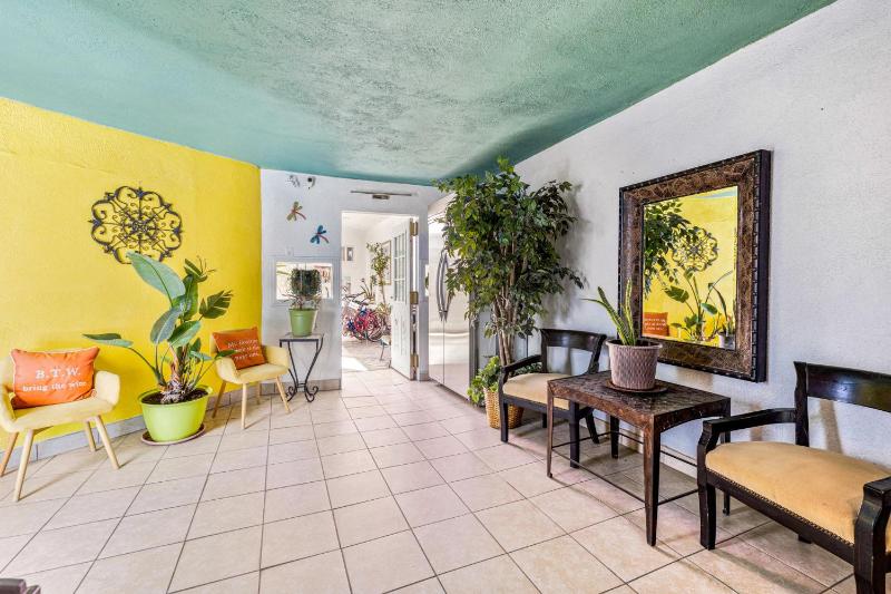 Inn at Palm Springs - image 32