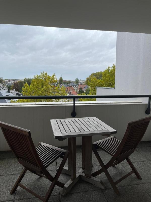 Standard Double Room with Balcony image 3