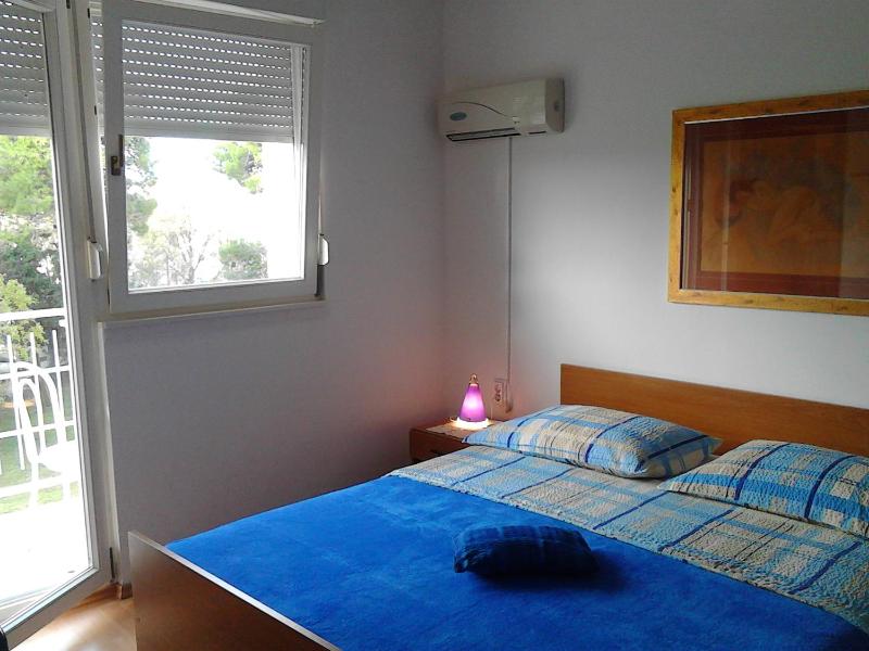 Studio with Balcony and Sea View image 4