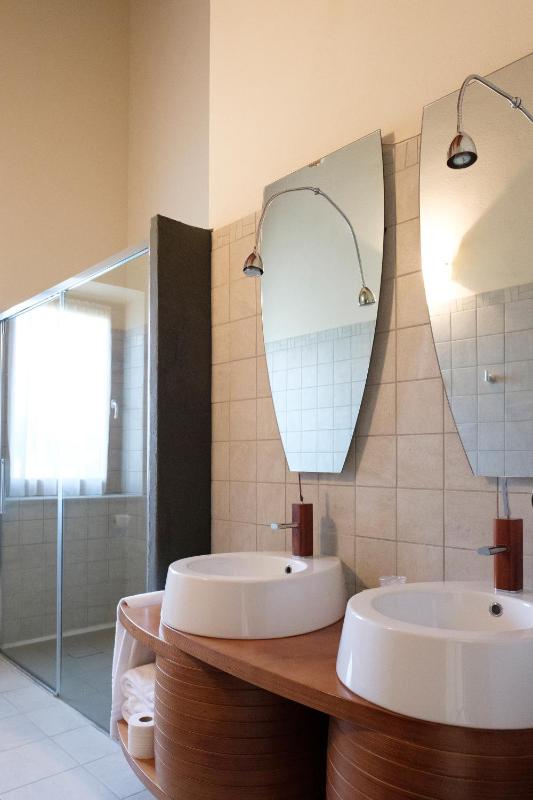 Superior Double Room with Shower image 3