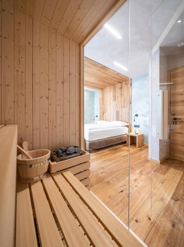 Deluxe Double or Twin  Room - Annex Ground Floor image 2
