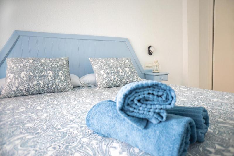 Apartamentos El Velero - image 2
