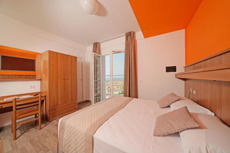 Hotel Strand a frontemare - image 39