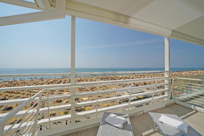 Hotel Strand a frontemare - image 15