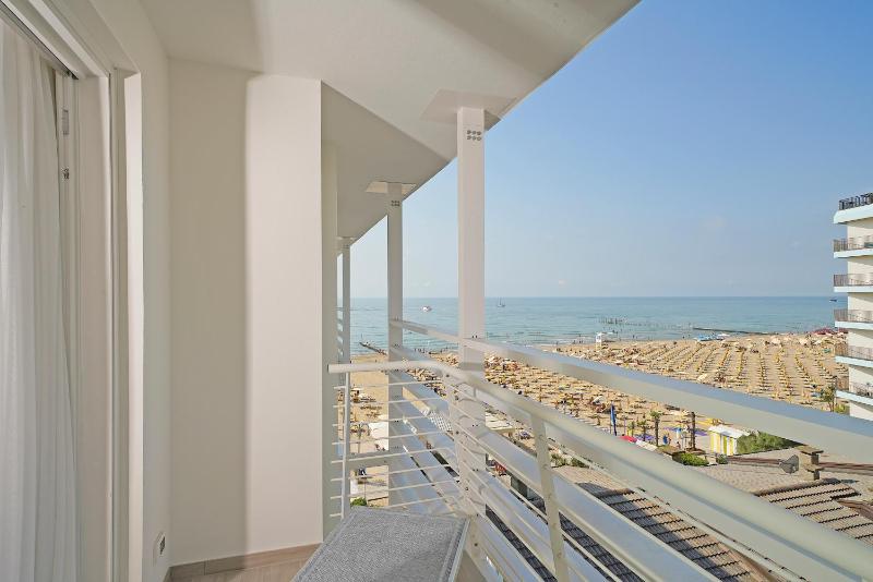 Hotel Strand a frontemare - image 35