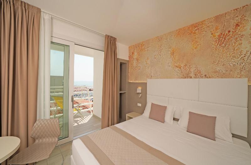 Hotel Strand a frontemare - image 36