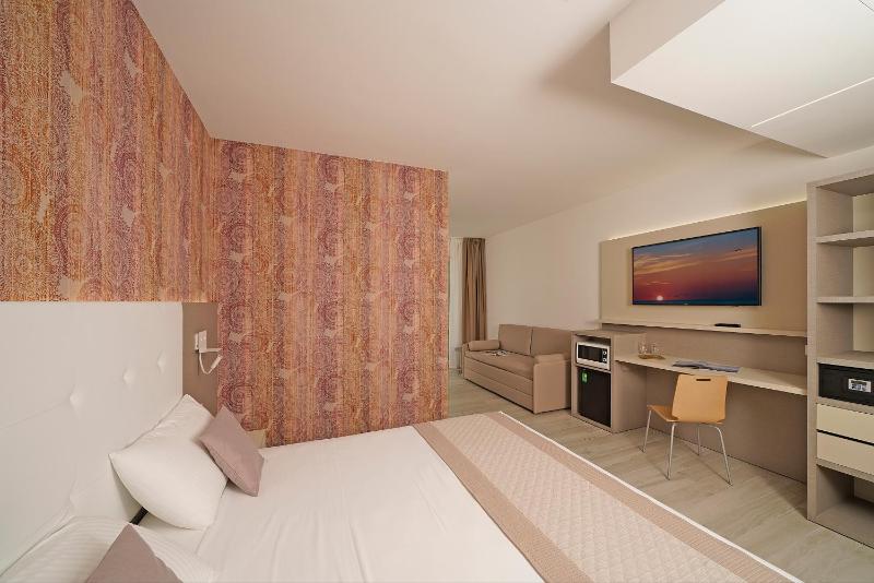Hotel Strand a frontemare - image 10