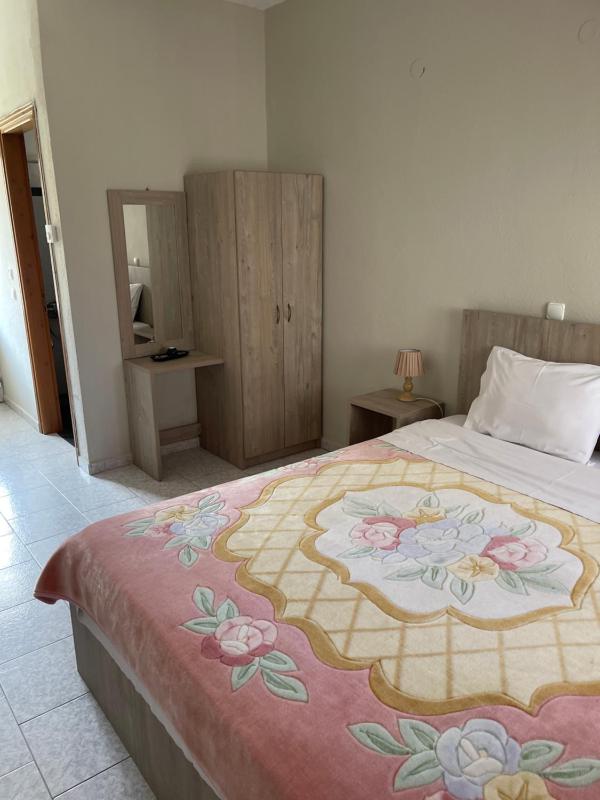 Budget Double Room image 4