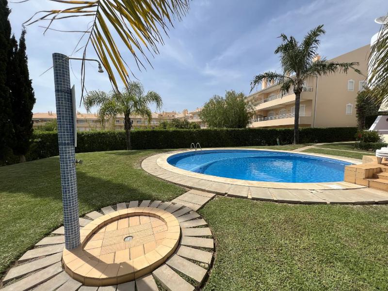 Vilamoura Typical 1 With Pool by Homing Images