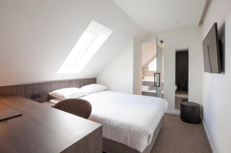 Single Room image 1