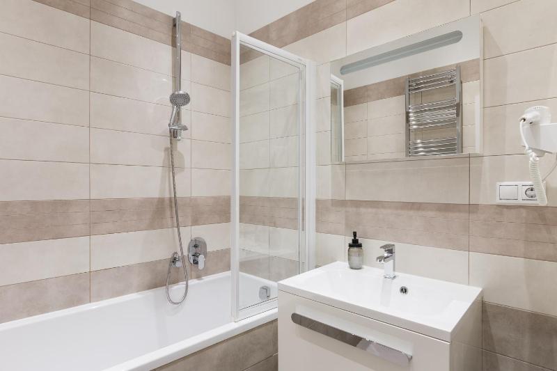 Prague Days - Open-plan Studio with AC near National Theatre - image 8
