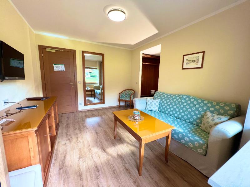 Family Suite with Balcony or Terrace image 4