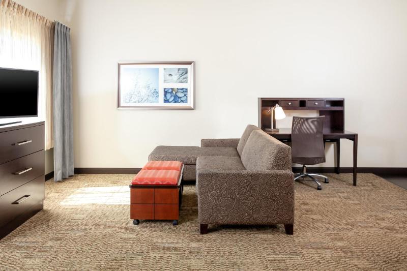 King Studio Suite - Mobility Access Tub/Non-Smoking image 3