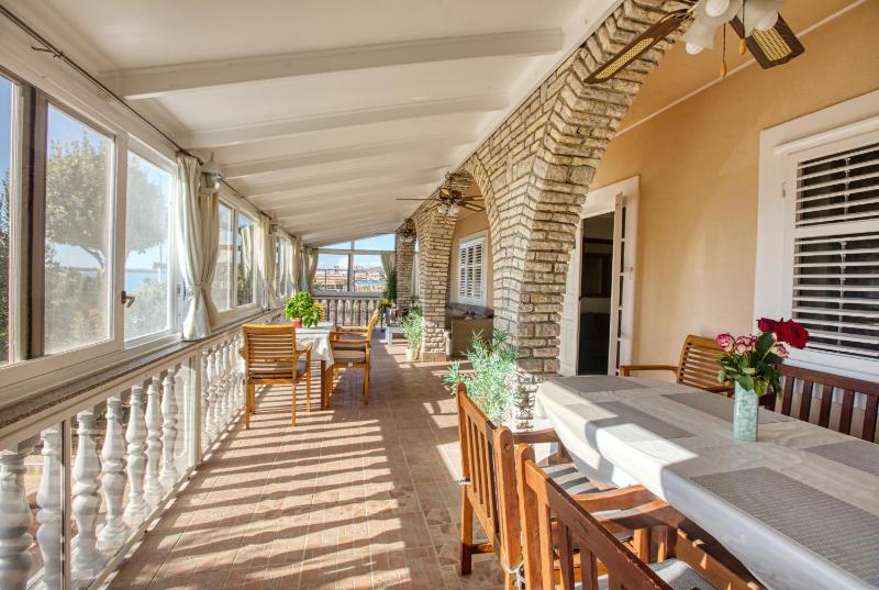 Two-Bedroom Apartment with Terrace and Sea View image 4