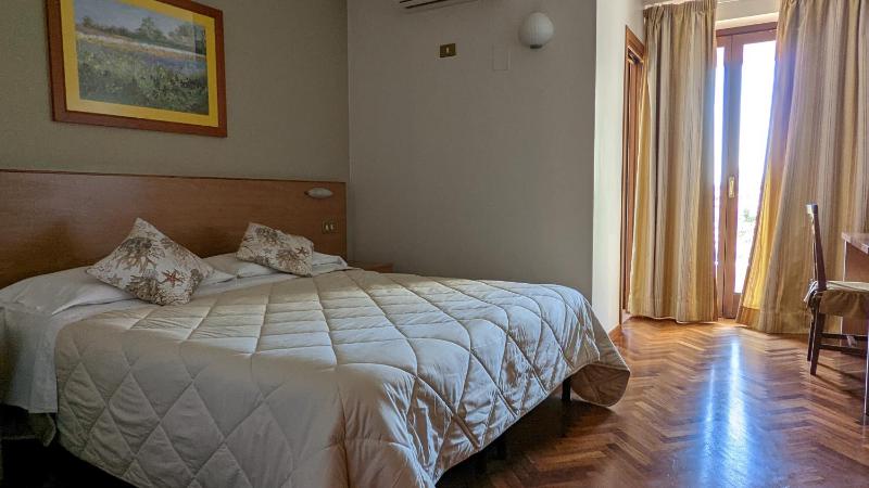 Double or Twin Room image 1