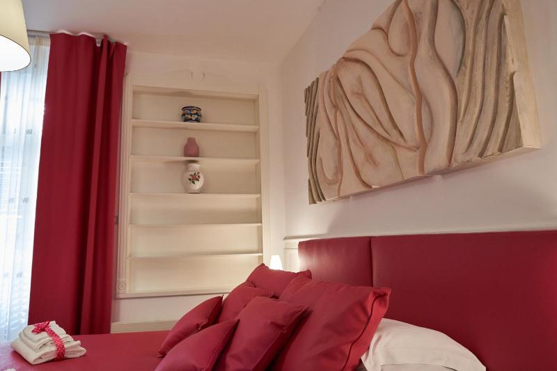B&B Milleduecento Luxury Room - image 29