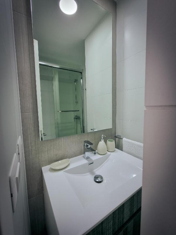 Exclusivo Departamento a Pasos de la Playa en Viña - image 13