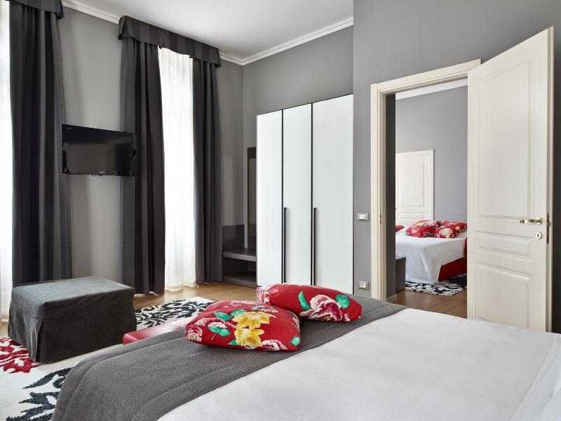 Executive Suite image 2