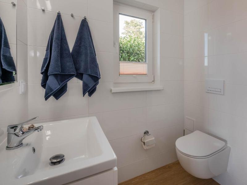 Apartment 3 (ground floor) image 3