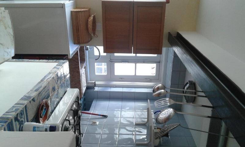 One-Bedroom Apartment image 4