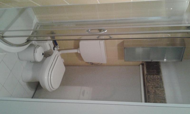 One-Bedroom Apartment image 2