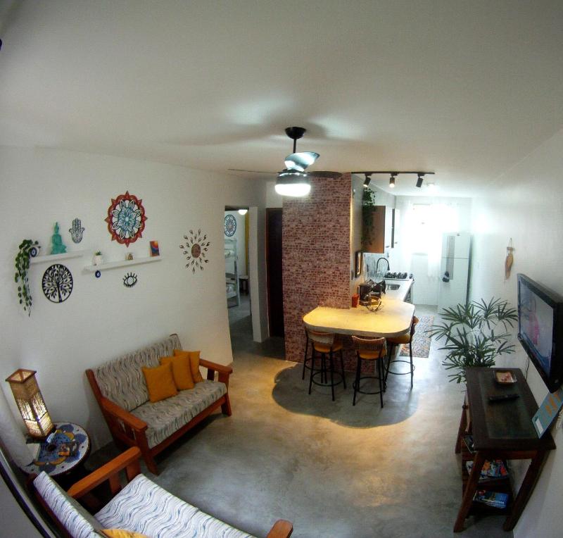 Apartamento Dona Frida Prainha com WiFi pé na areia - image 18