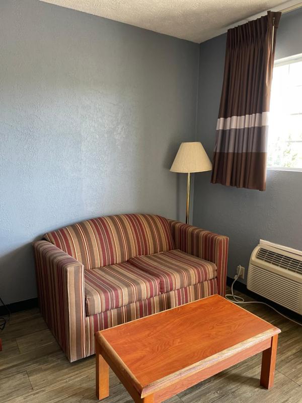 King Suite image 4