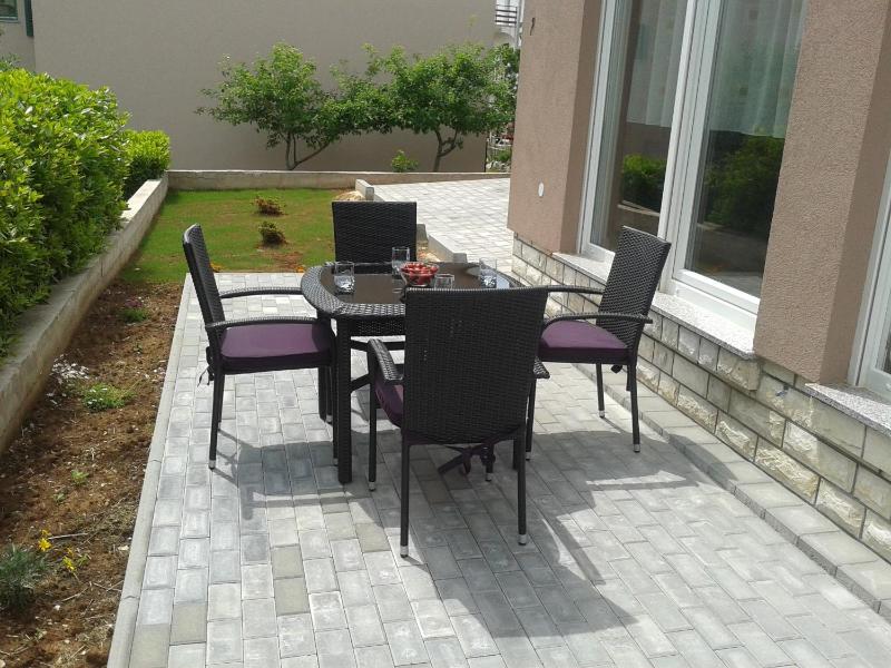 4 bedroom apartment with 3 bathrooms and private parking - Apartments Orange - image 17