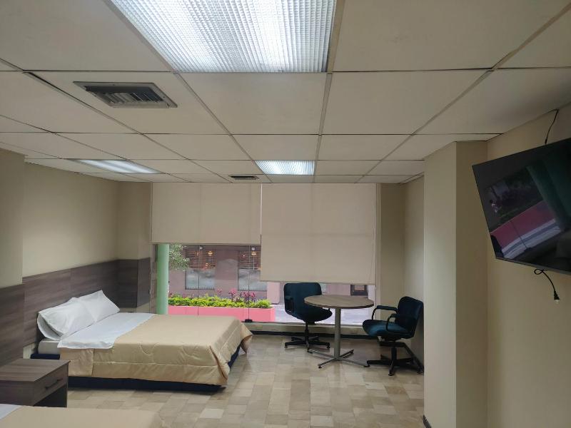 OCEANIk SUITES & HOTEL - image 1