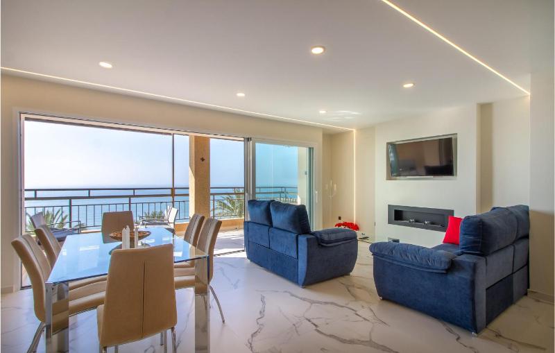 Awesome Apartment In Santa Pola With Wifi - image 26