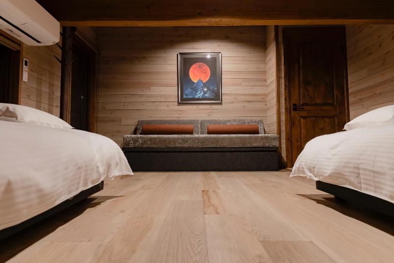 Hygge Chalet Hakuba - image 36