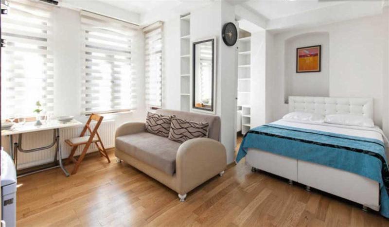 Standard Suite image 1