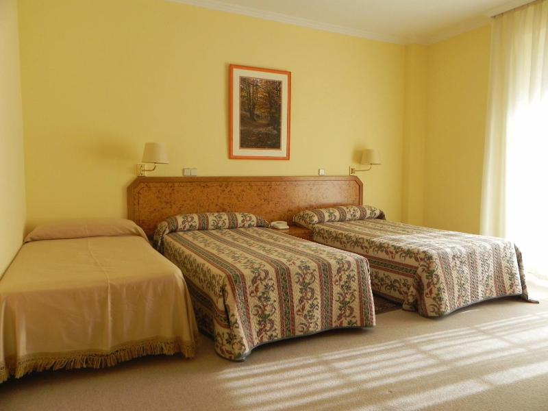 Comfort Triple Room image 1