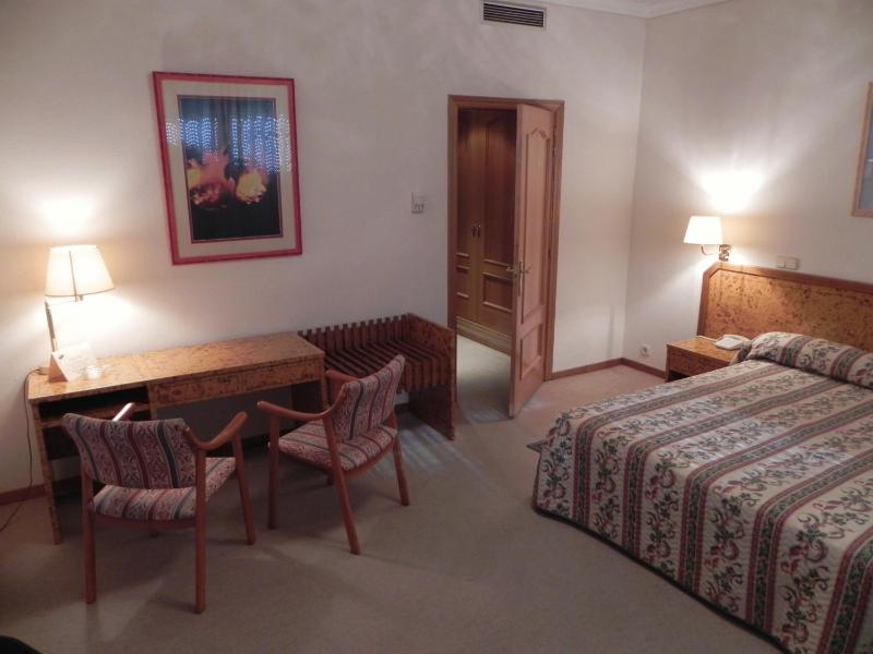Double Room image 4