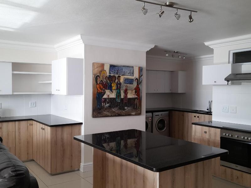 Beach Club Self Catering Apartments - image 6