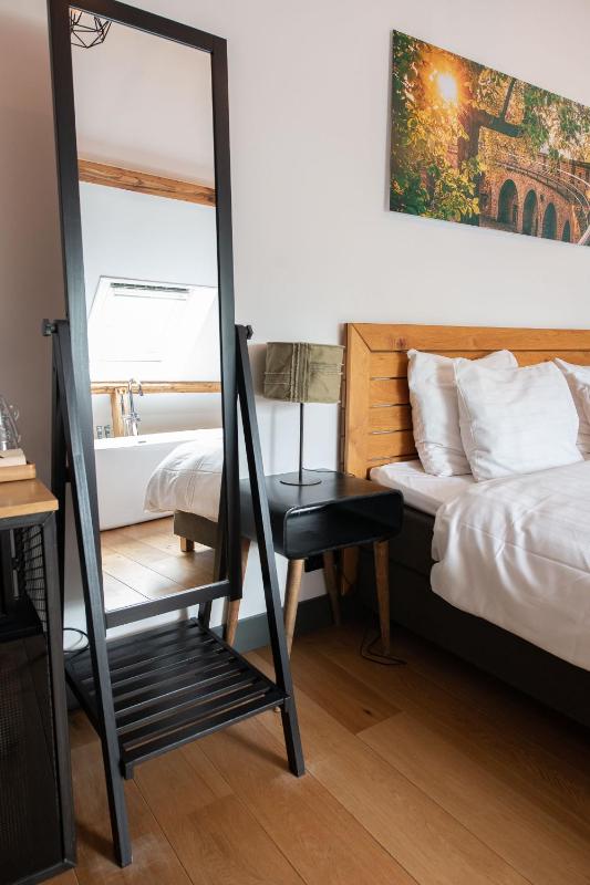 Superior Deluxe Double or Twin Room  image 3