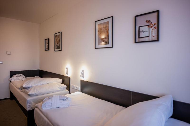 Double Room with Water Park and Sauna Access image 3