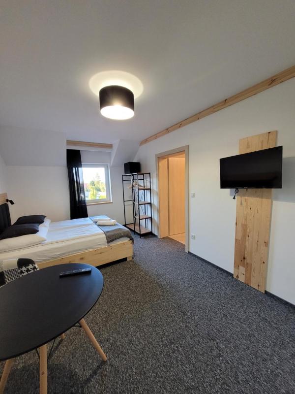 Deluxe Double Room image 4