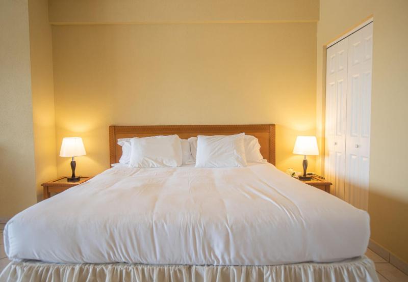 Bay Harbor Luxury 1 bedroom apartments - image 19